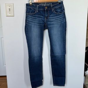 American Eagle jegging.